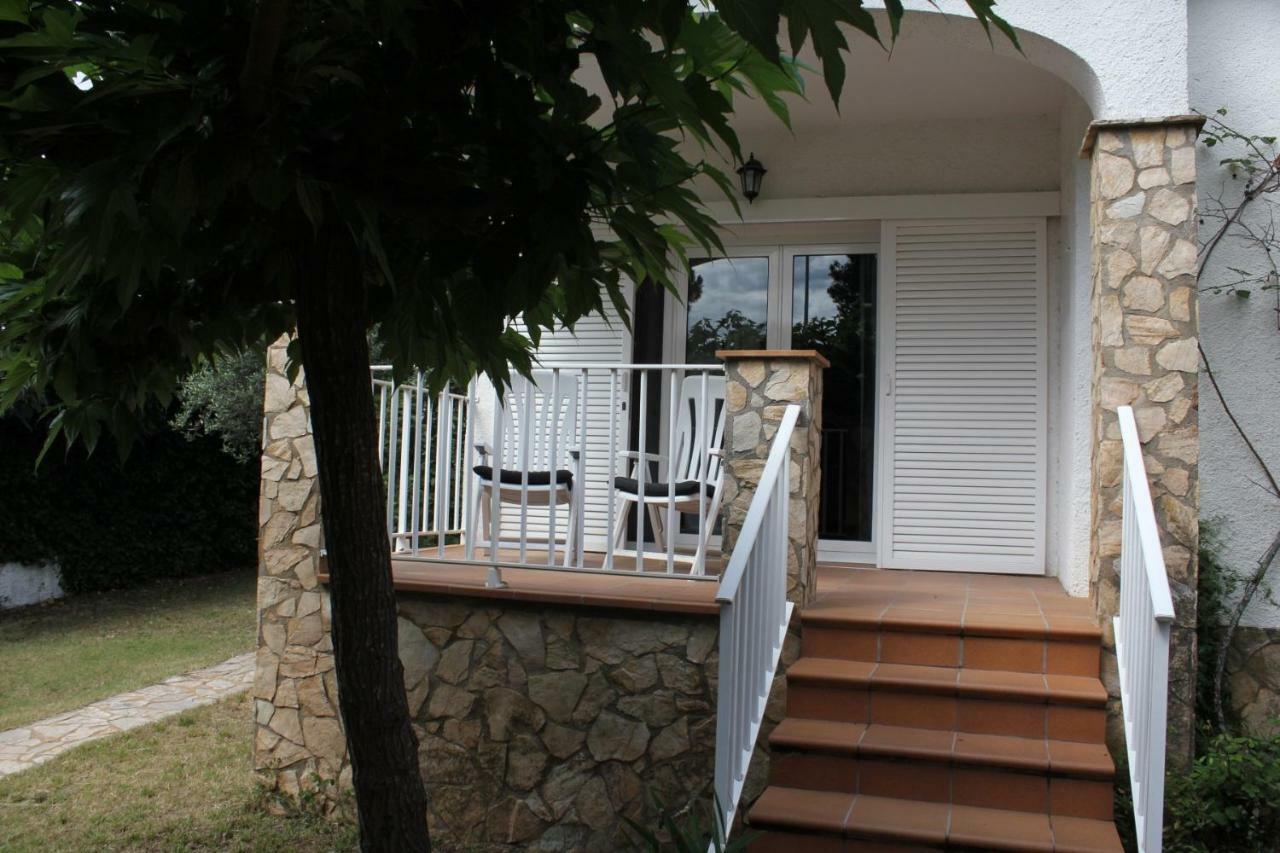 Montserrat II L' Escala Ngoại thất bức ảnh